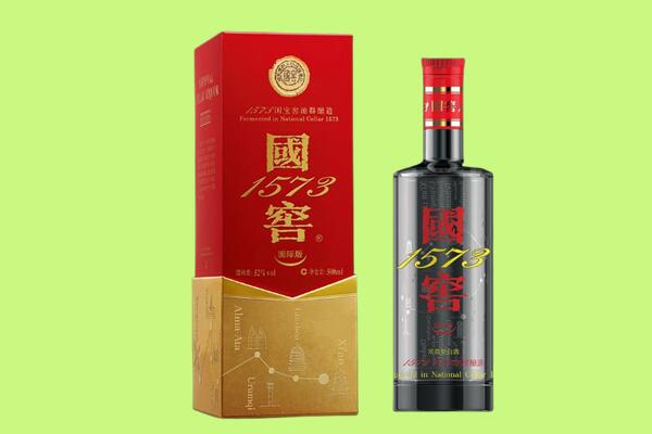 承德市围场回收国窖1573.jpg