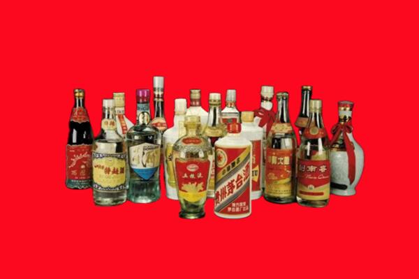 承德市围场回收十八老酒.jpg